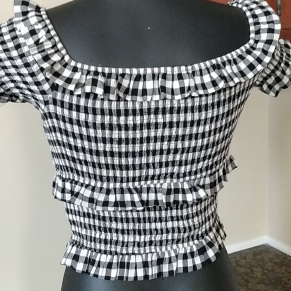 Shirt - Picture 4 of 6